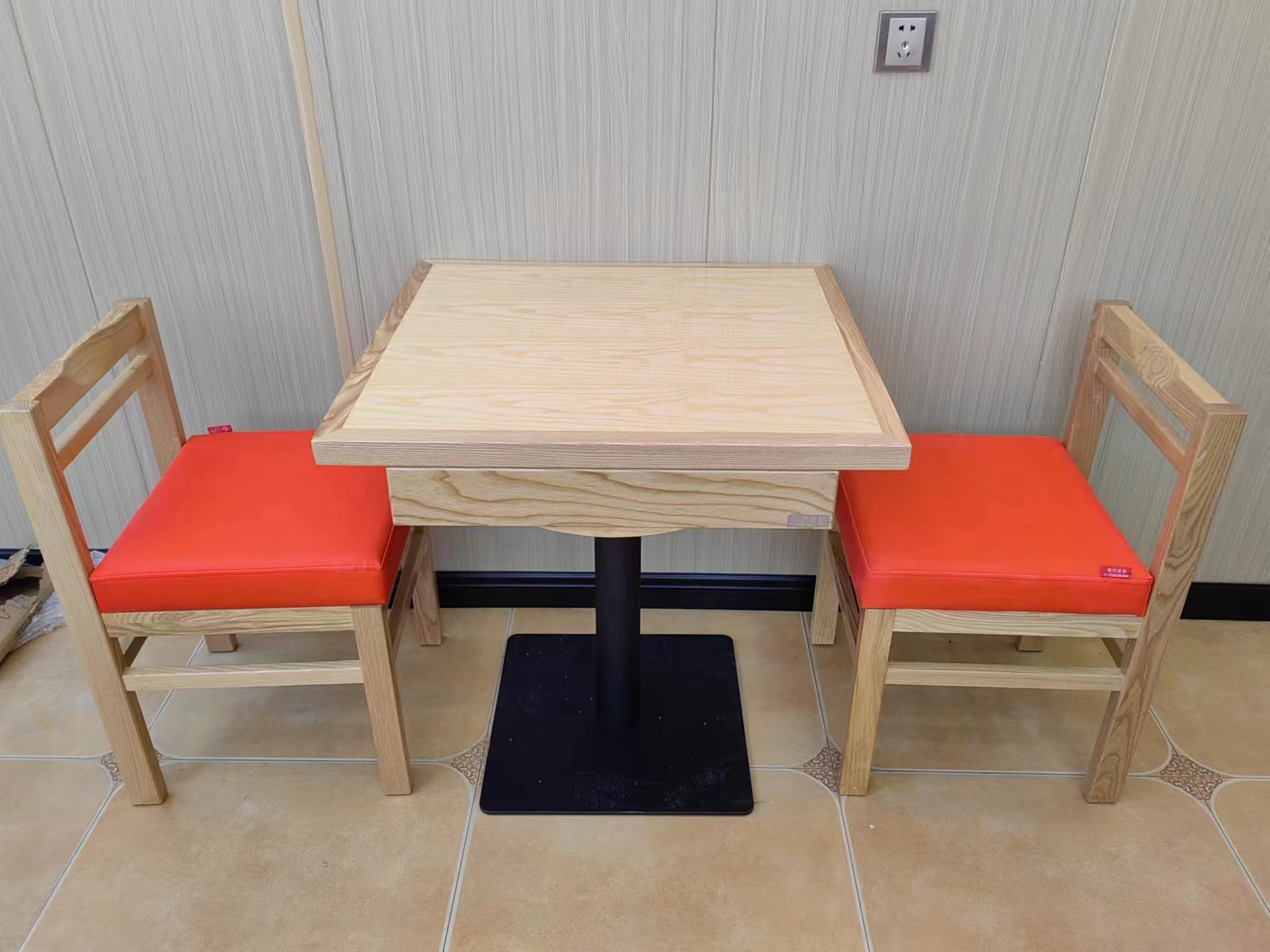 當前餐廳家具廠面臨哪些問題