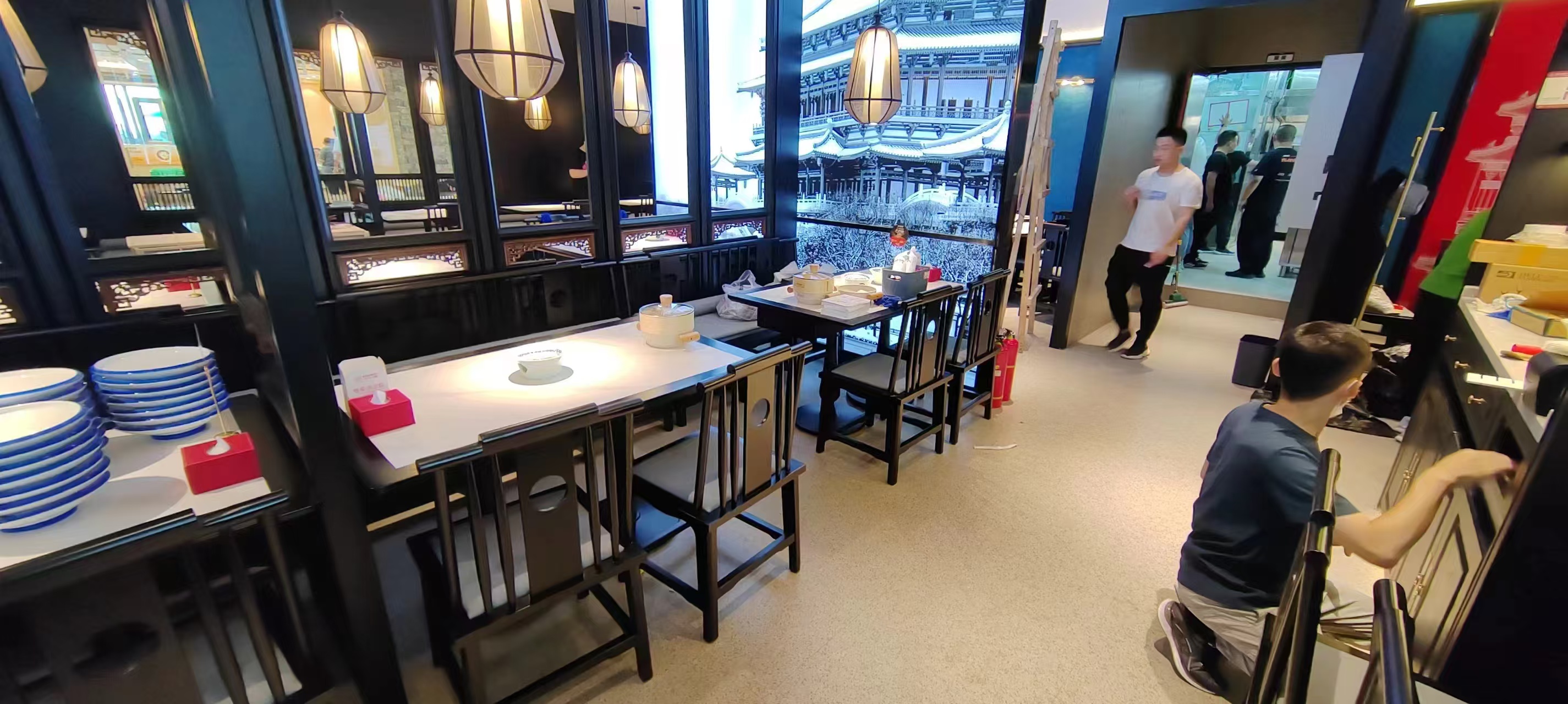 主題餐廳家具在家具公司定制有哪些優勢