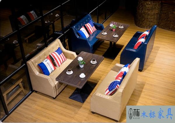 餐廳裝修如何選購(gòu)滿意的卡座沙發(fā)布局 