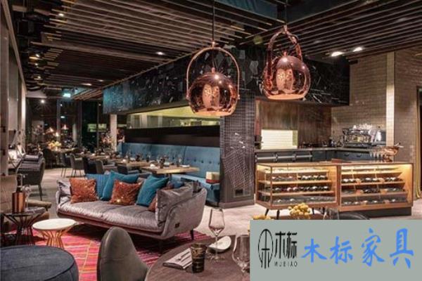 餐廳卡座沙發與酒吧沙發卡座各有哪些特點 