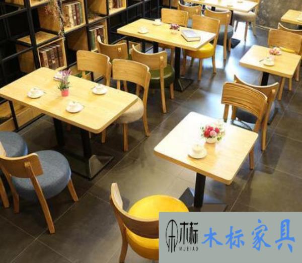 實(shí)木餐桌椅有哪些常見的實(shí)木材質(zhì)|餐廳家具 